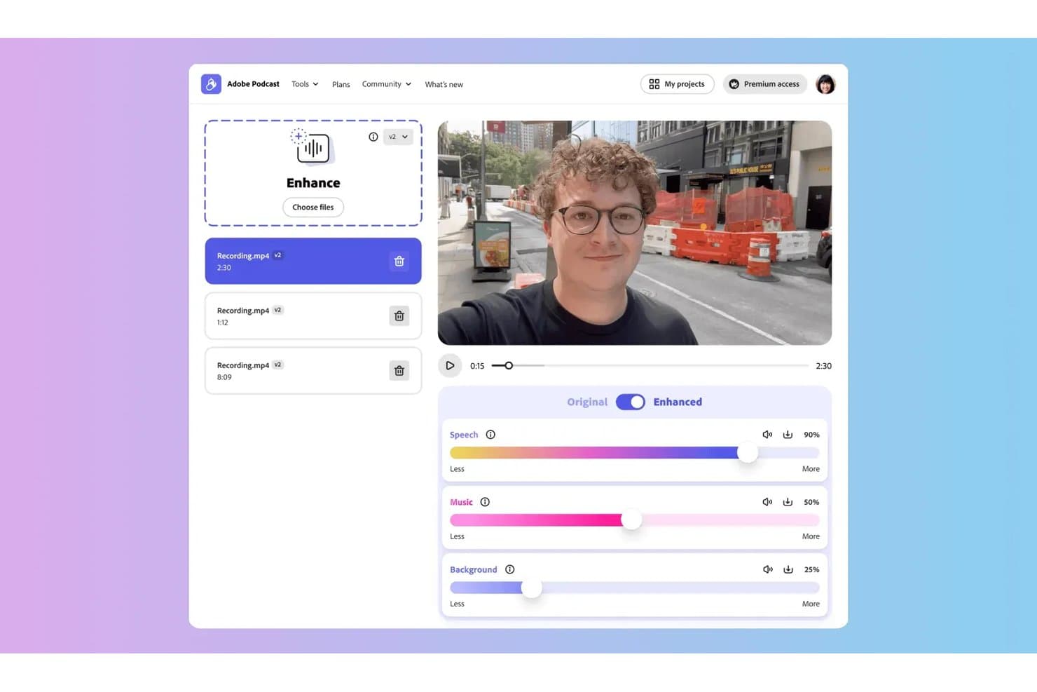 Interfaccia di Adobe Podcast Enhance che mostra cursori audio per Voce, Musica e Sfondo con un'anteprima video.