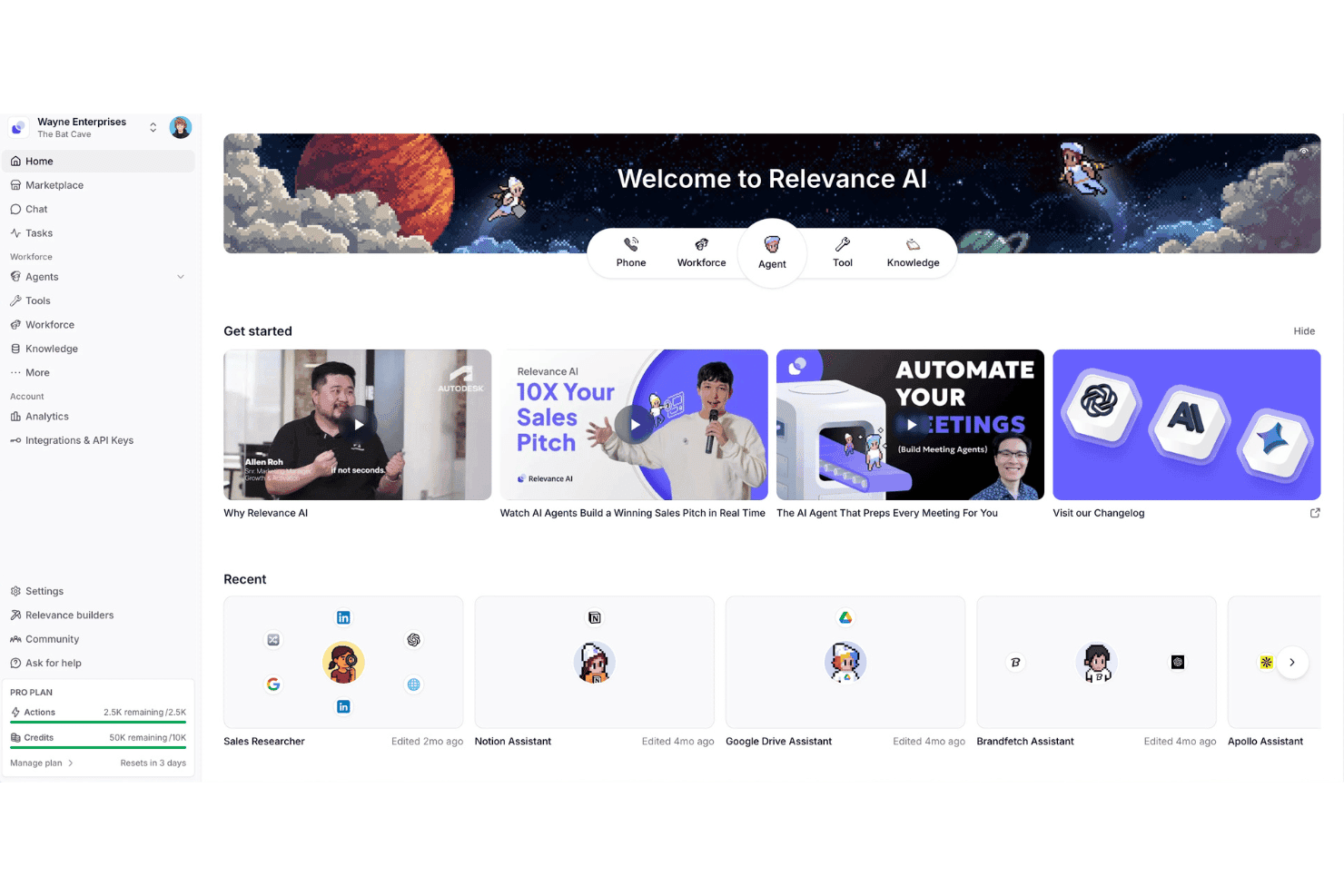 Relevance AI:s startsida som visar agenter, verktyg och aktuella AI-assistenter.