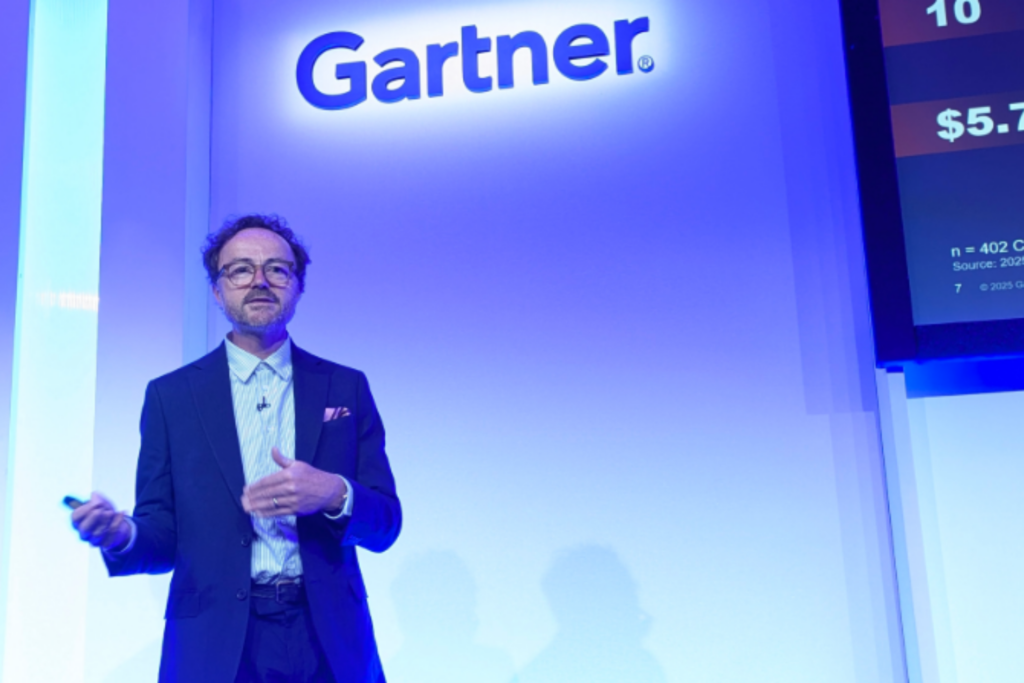 Ewan McIntyre, Vice President Analyst at Gartner, presenting at the Gartner Marketing Symposium/Xpo 2025
