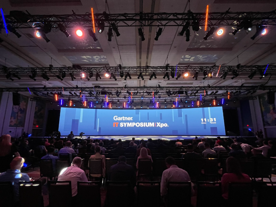 The set-up of the Gartner Marketing Symposium/Xpo Conference along with its attendees