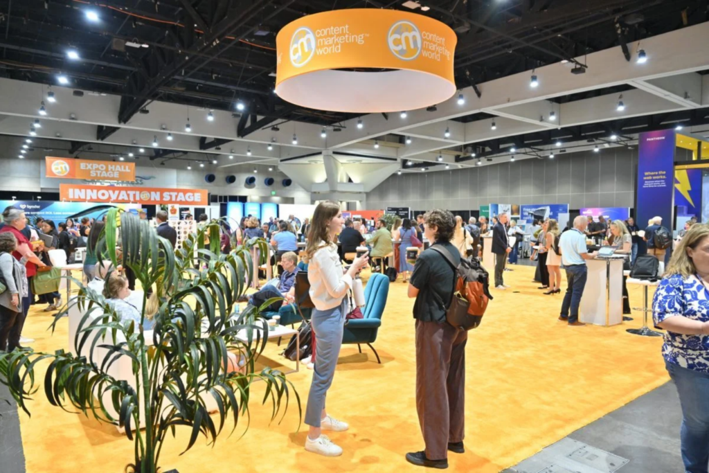The Content Marketing World Conference attendees chatting with one another in the lobby