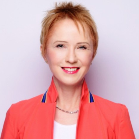 photo of Claudia Hilker