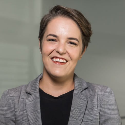 Melanie Deziel